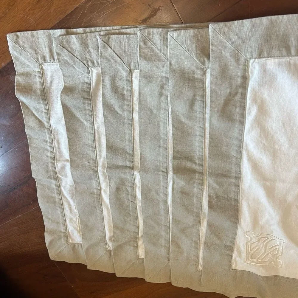 Pottery Barn linen blend square placemats 20